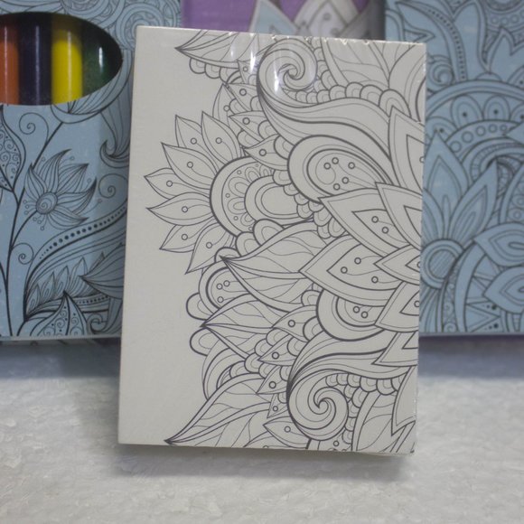 The Calming Coloring Kit New Never Used. - Picture 4 of 5
